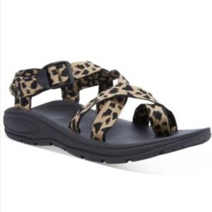 Madden Girl SUN Women's 7 Leopard Multiple Strap Sandal - New